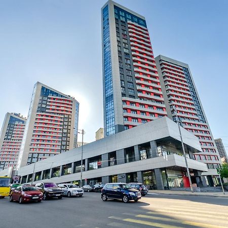 Petrovdom 41B-59B-90B-77B Stunning City View Apartments At Rc Kvartet, Central Railway Station Kiev Dış mekan fotoğraf