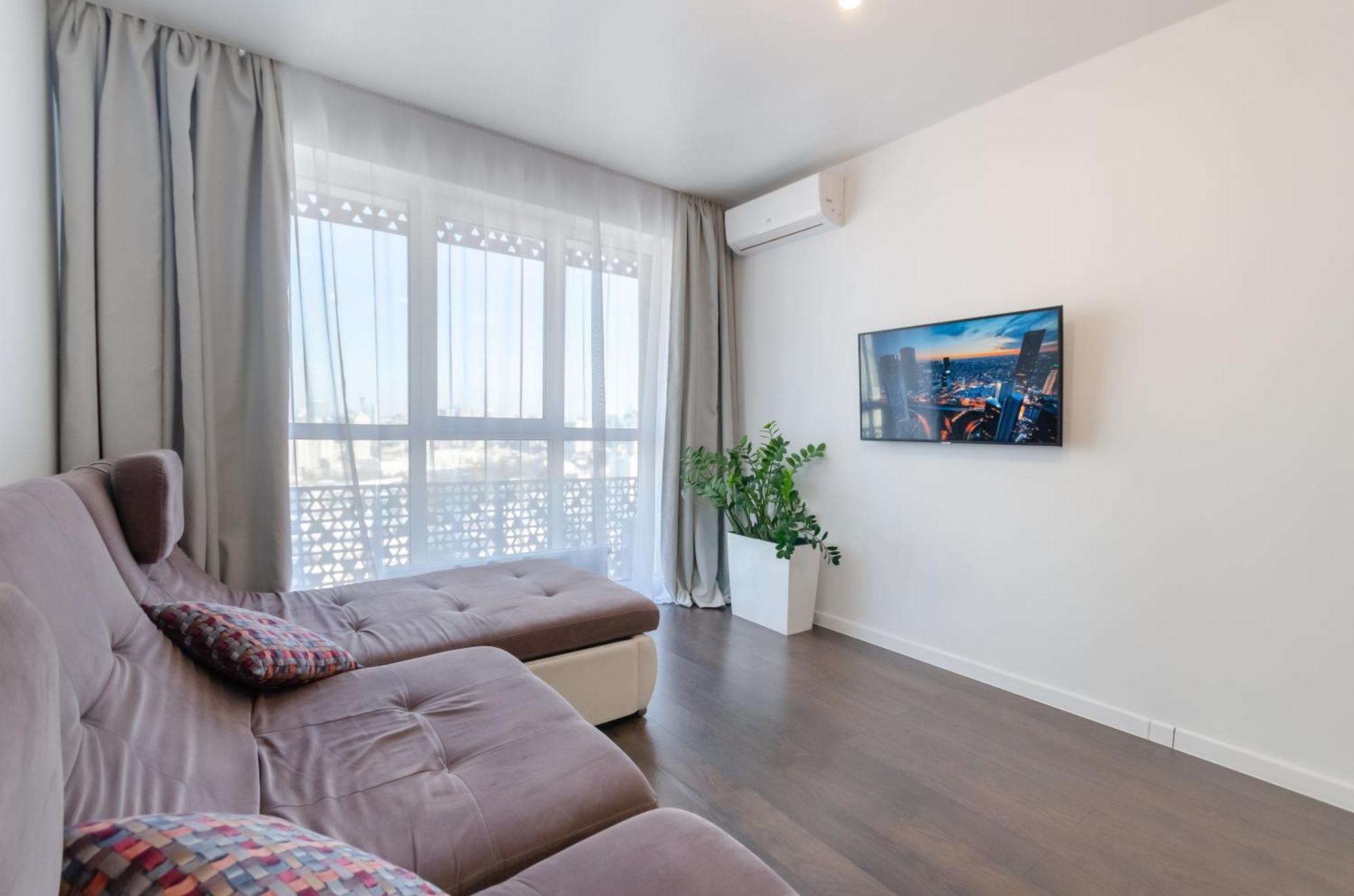 Petrovdom 41B-59B-90B-77B Stunning City View Apartments At Rc Kvartet, Central Railway Station Kiev Dış mekan fotoğraf